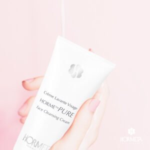 The optimum cleansing cream to clean the face and clarify the skin, Face Cleansing Cream 100 ML